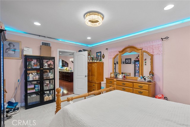 MLS #SR25253887 image #9