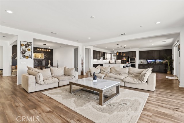 MLS #SR25254120 image #6