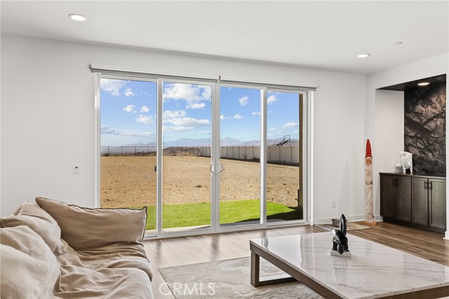 MLS #SR25254120 image #8