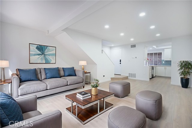 MLS #SR25254289 image #1