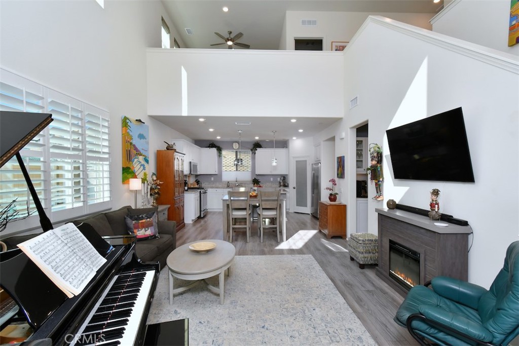 MLS #SR25254325 image #11