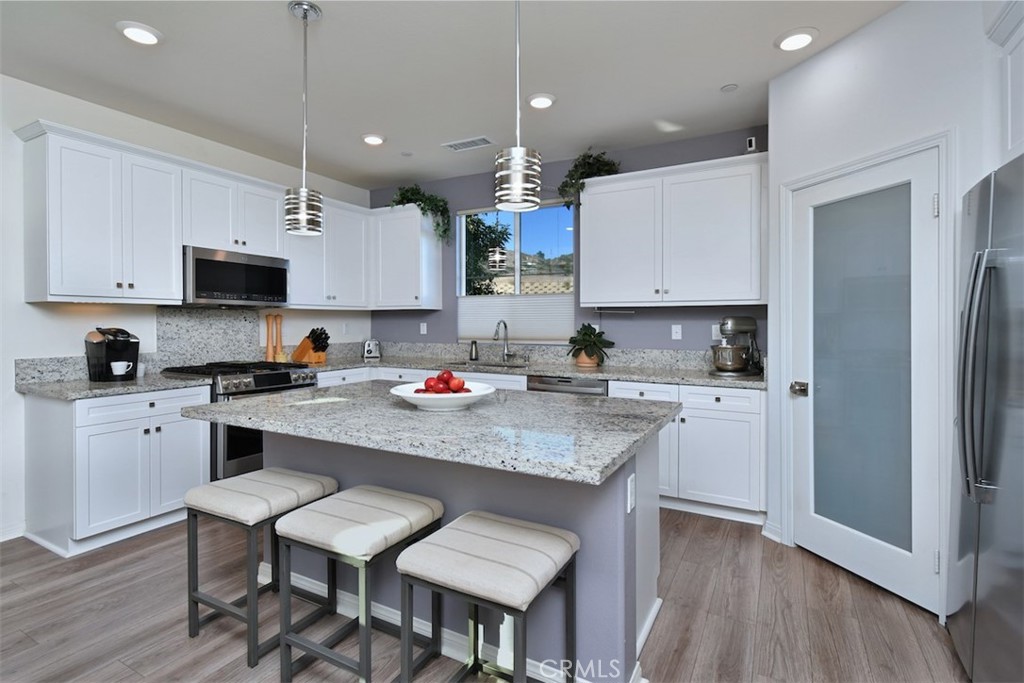 MLS #SR25254325 image #14