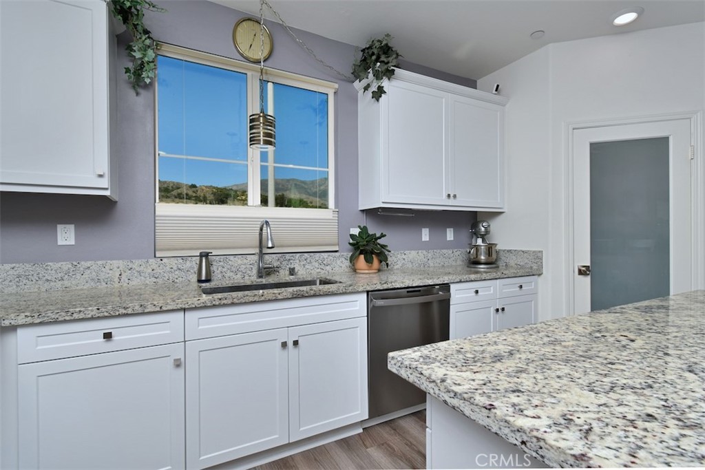 MLS #SR25254325 image #17