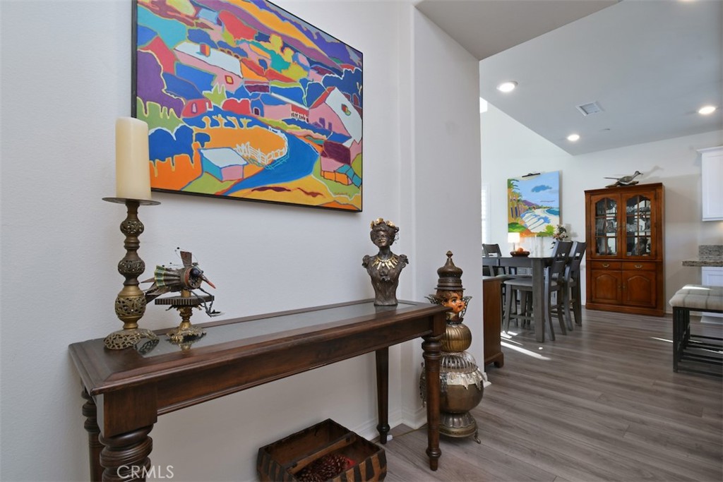 MLS #SR25254325 image #4