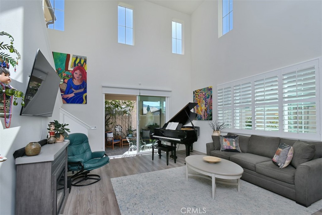 MLS #SR25254325 image #6