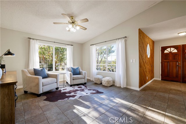 MLS #SR25254379 image #4