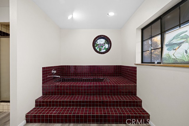 MLS #SR25254398 image #12