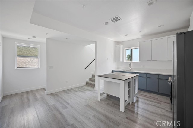 MLS #SR25254655 image #9