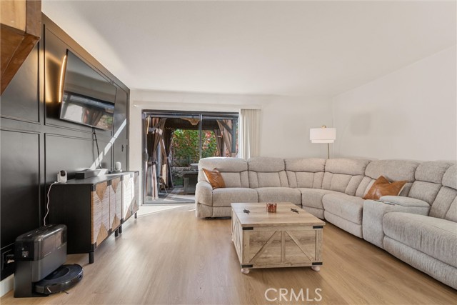 MLS #SR25254663 image #5