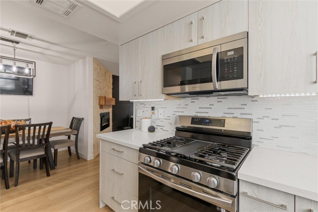 MLS #SR25254663 image #9