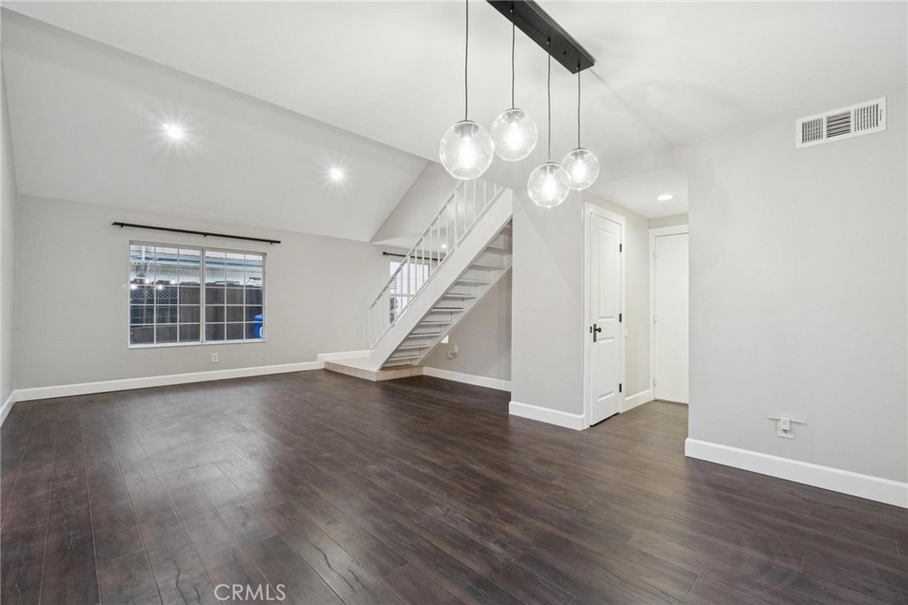 MLS #SR25254785 image #9