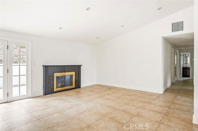 MLS #SR25254979 image #9