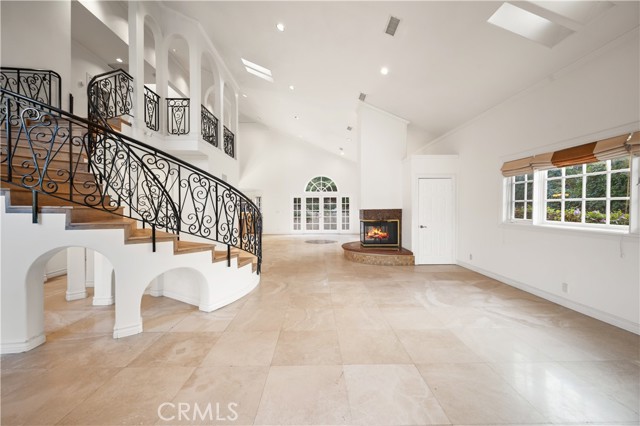 MLS #SR25255247 image #3