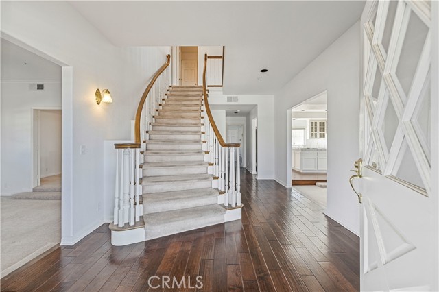 MLS #SR25255286 image #2