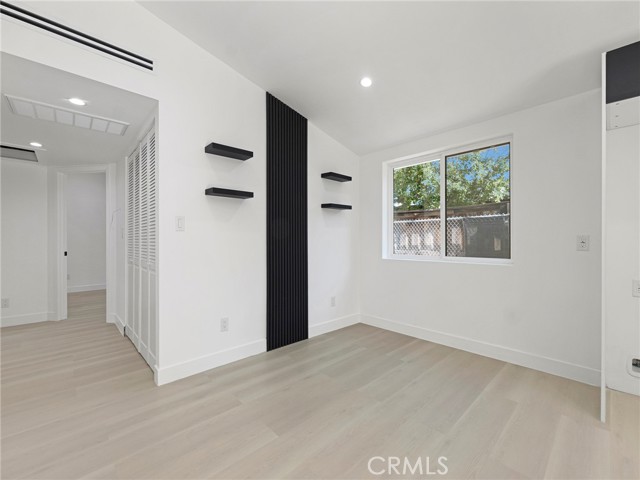 MLS #SR25255351 image #7