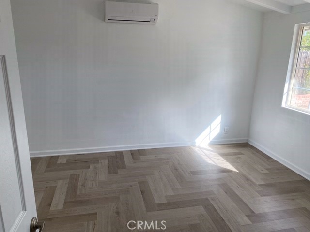 MLS #SR25255459 image #8