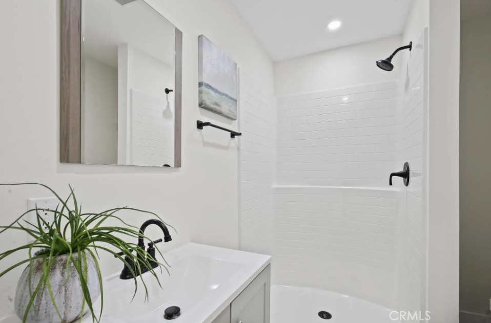 MLS #SR25255579 image #8