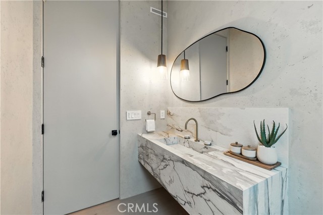 MLS #SR25255601 image #17