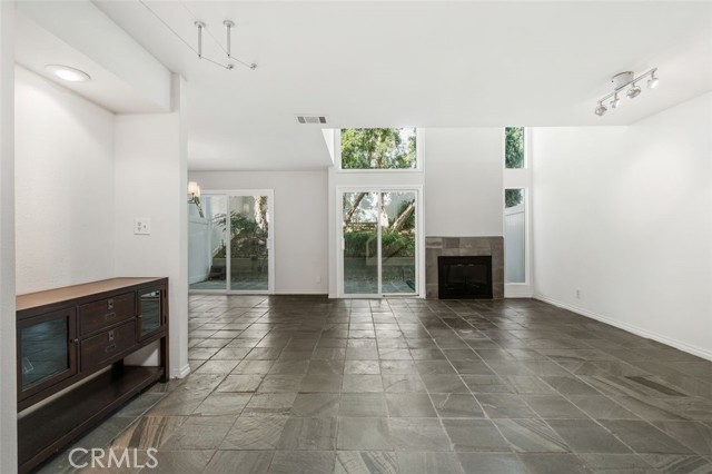 MLS #SR25255602 image #5