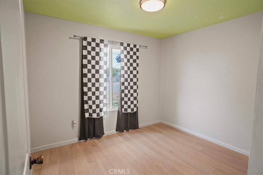 MLS #SR25255667 image #8