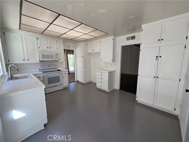 MLS #SR25255823 image #2