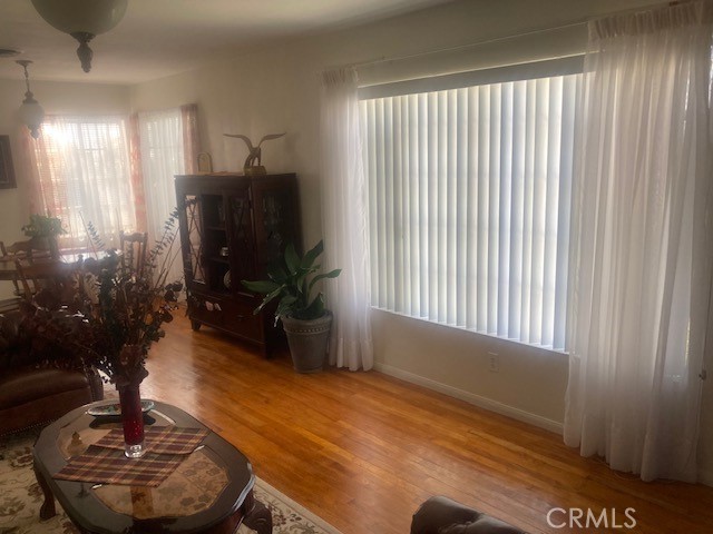 MLS #SR25256102 image #4