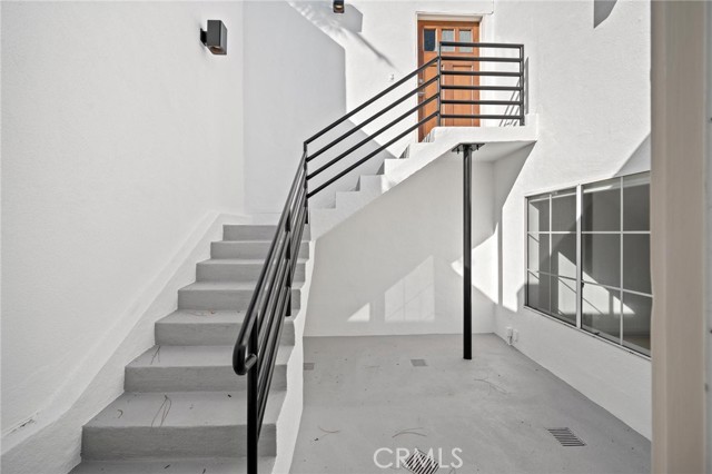 MLS #SR25256214 image #24