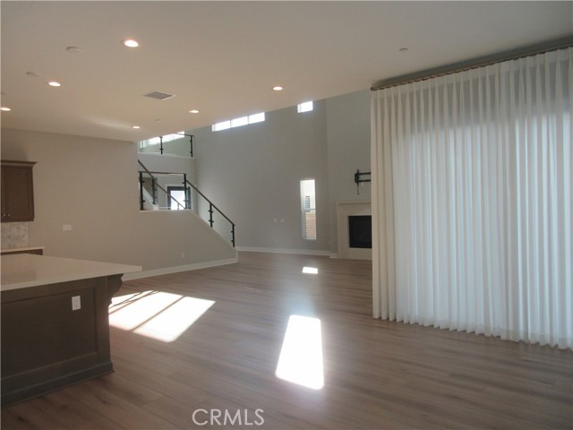 MLS #SR25256230 image #5