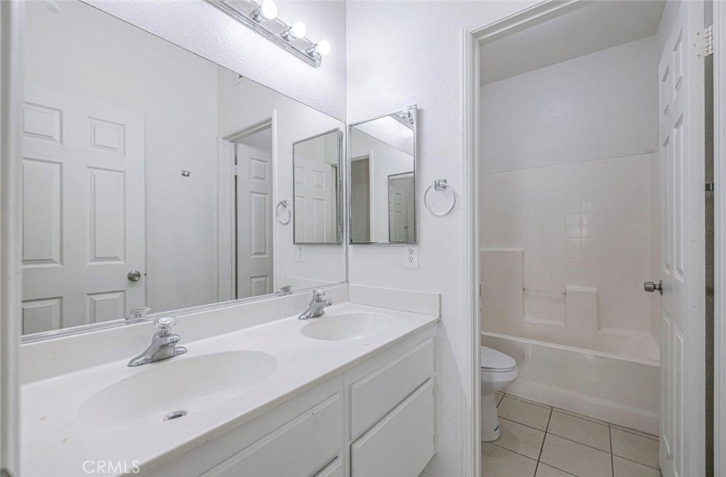 MLS #SR25256544 image #11