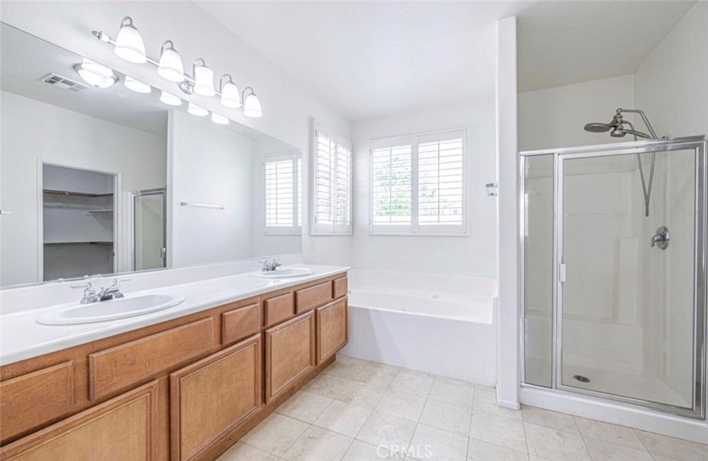 MLS #SR25256544 image #13