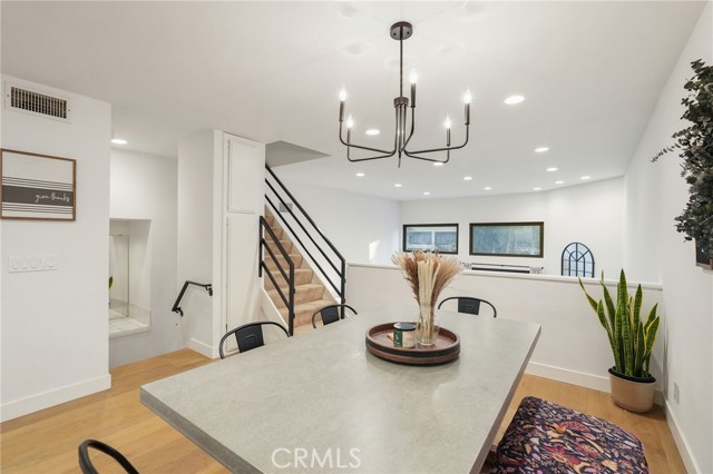 MLS #SR25256573 image #10