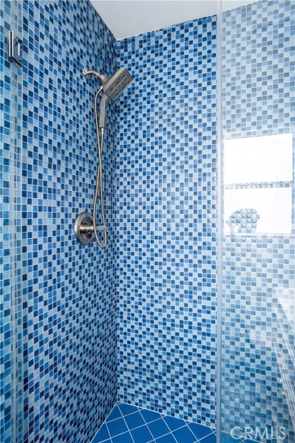 MLS #SR25256581 image #12