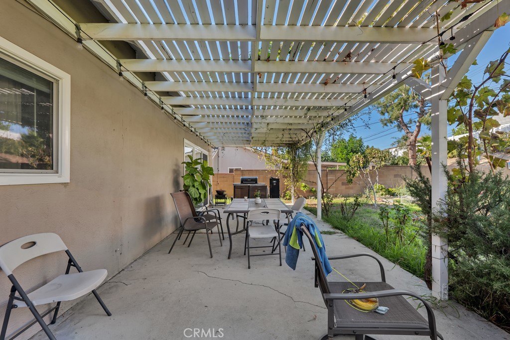 MLS #SR25256659 image #10