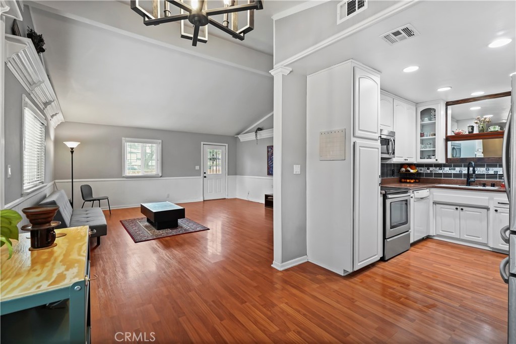 MLS #SR25256674 image #18