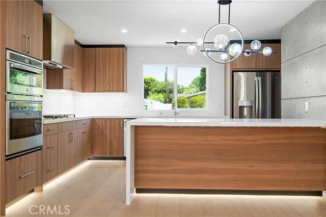 MLS #SR25256791 image #10