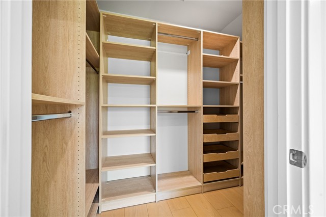 MLS #SR25256791 image #13