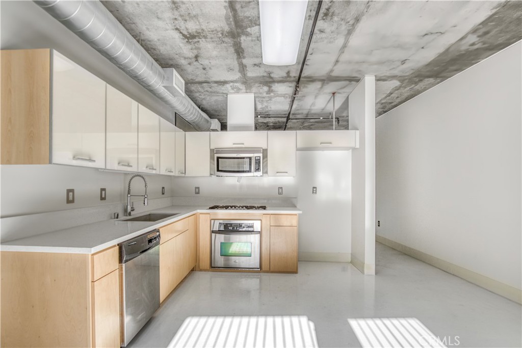 MLS #SR25256812 image #1