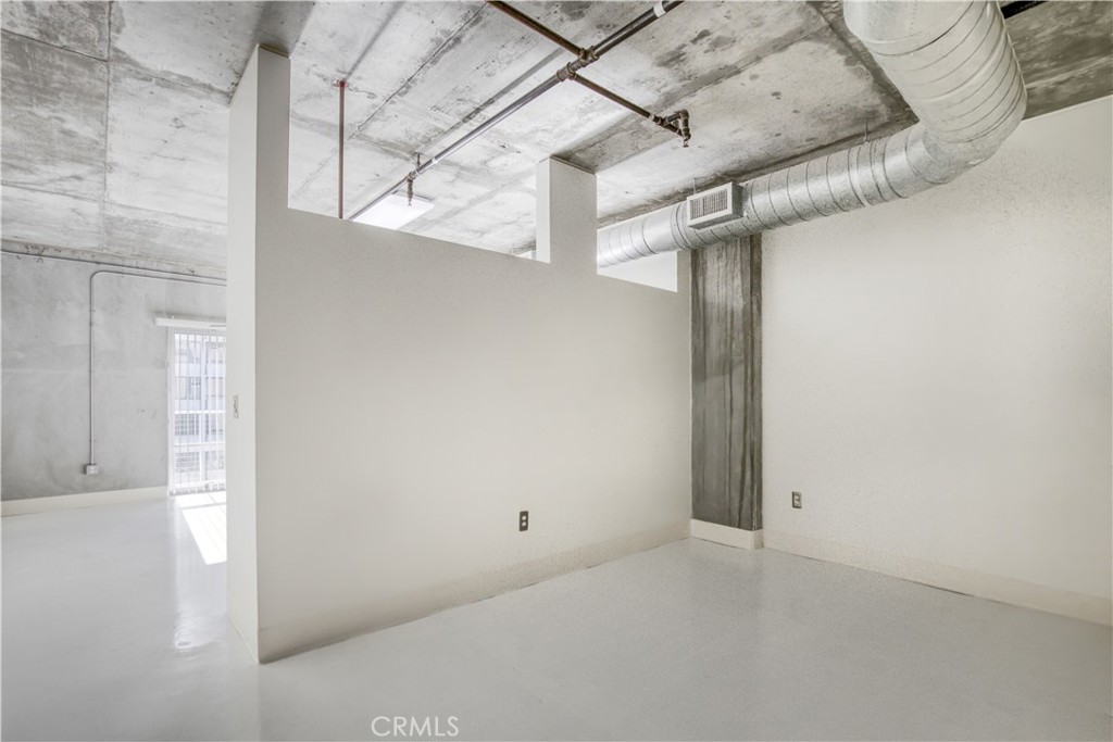 MLS #SR25256812 image #3