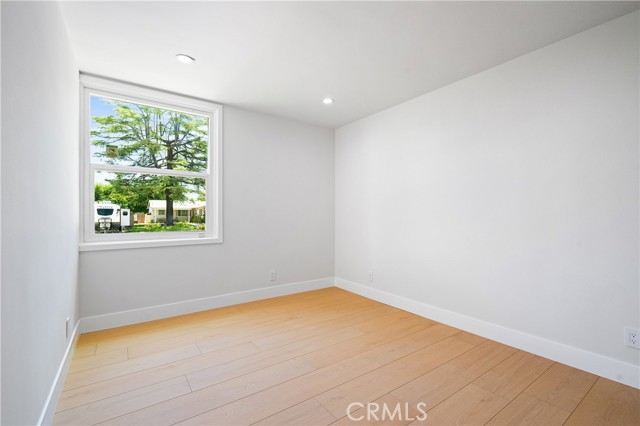 MLS #SR25256835 image #15