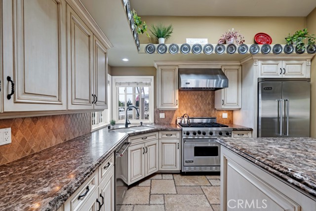 MLS #SR25256868 image #9