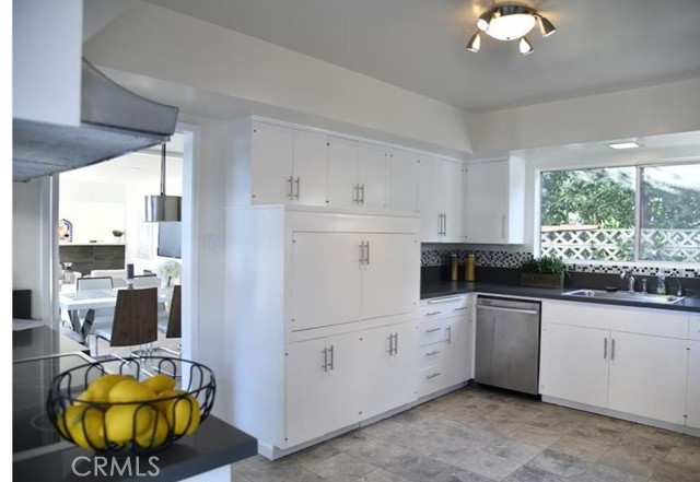 MLS #SR25256923 image #9