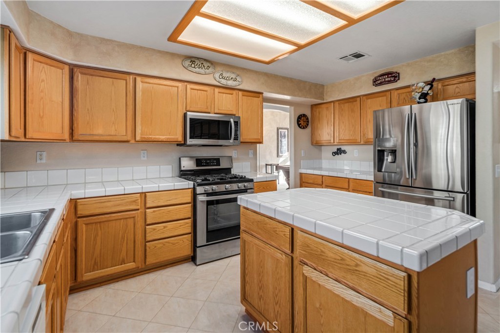 MLS #SR25256992 image #16