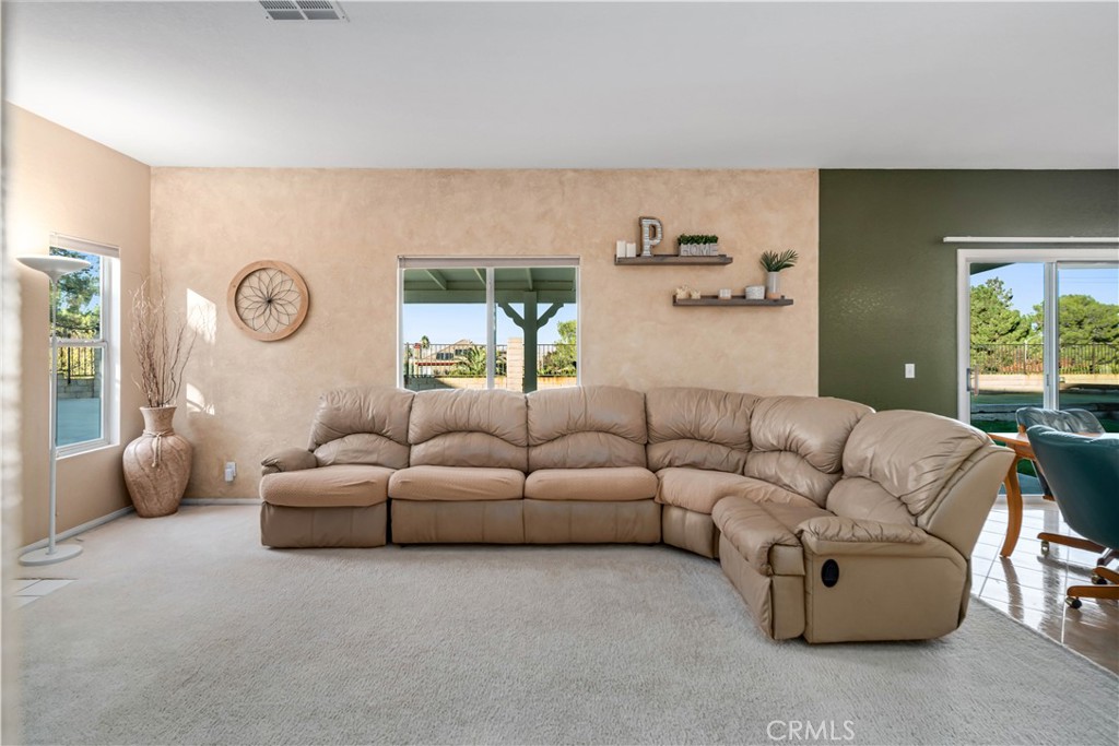 MLS #SR25256992 image #21