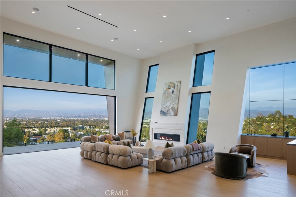 MLS #SR25257084 image #3