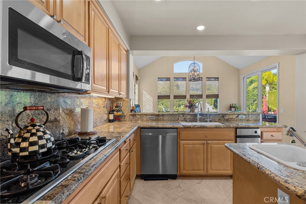 MLS #SR25257183 image #12