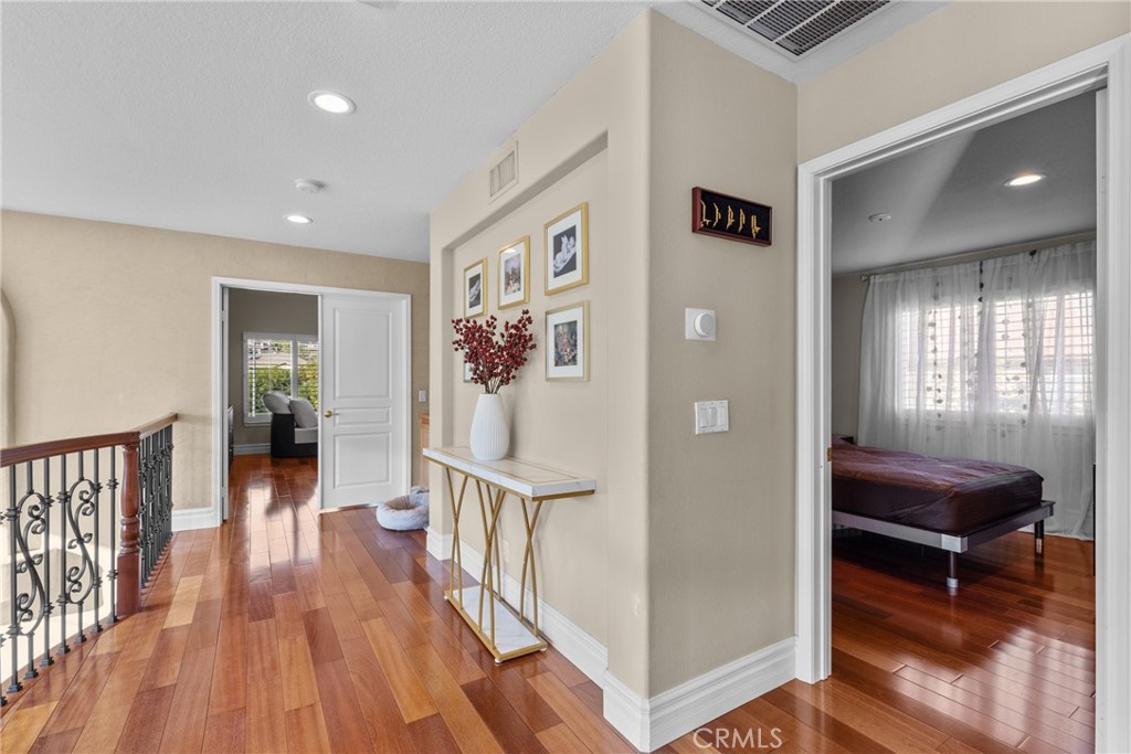 MLS #SR25257183 image #17