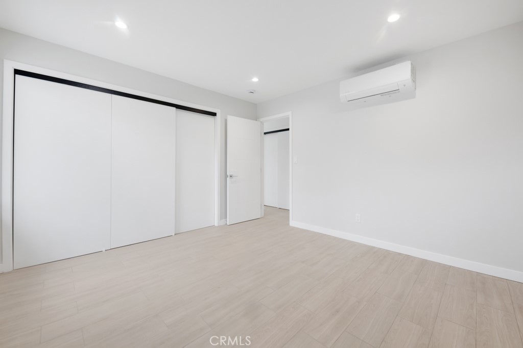 MLS #SR25257239 image #6