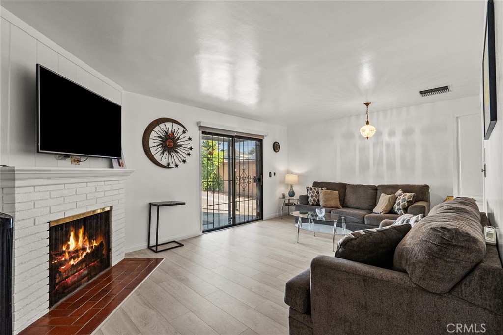 MLS #SR25257317 image #11