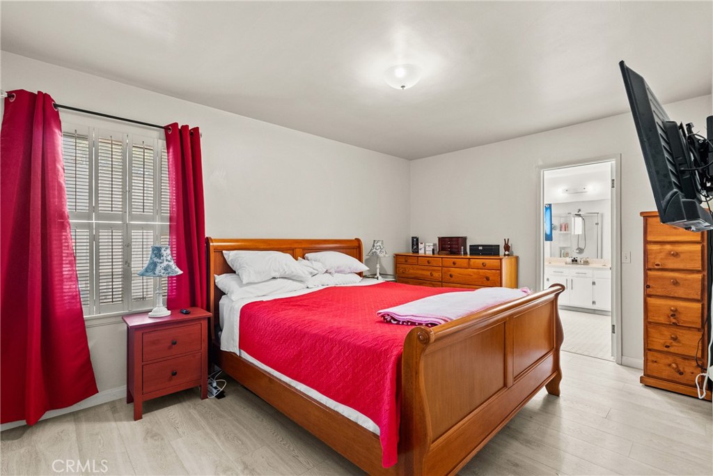 MLS #SR25257317 image #17