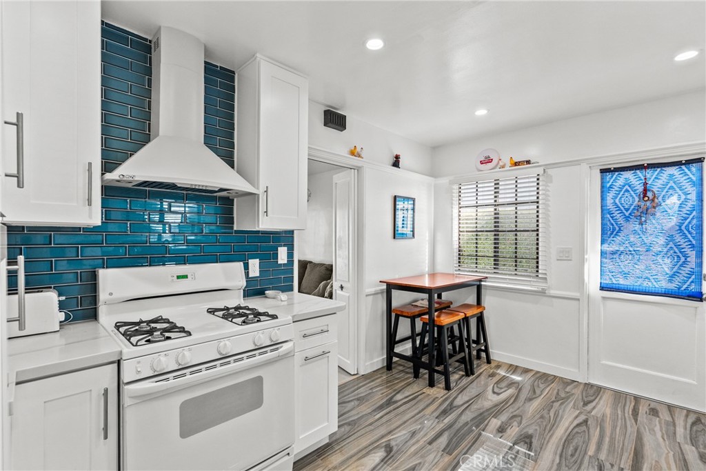 MLS #SR25257317 image #7